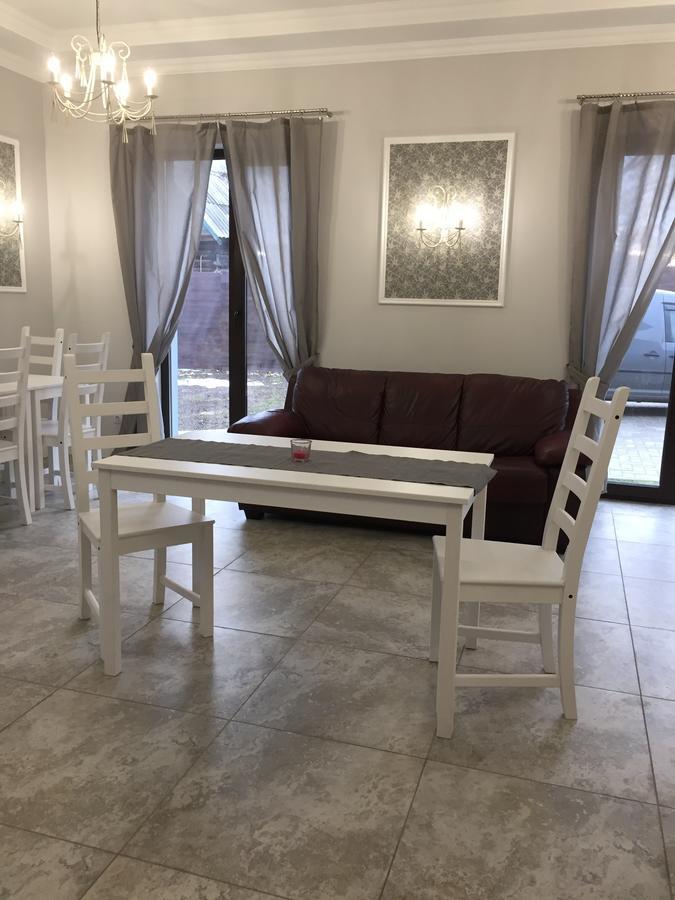 Shale Na Polotskoy Villa Bobruisk Ngoại thất bức ảnh