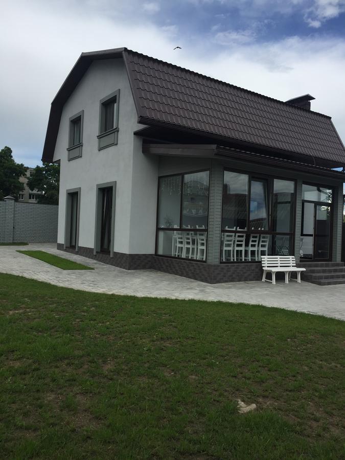 Shale Na Polotskoy Villa Bobruisk Ngoại thất bức ảnh