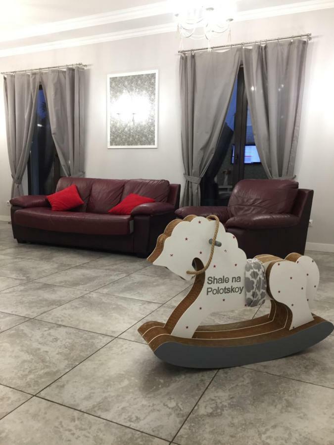Shale Na Polotskoy Villa Bobruisk Ngoại thất bức ảnh